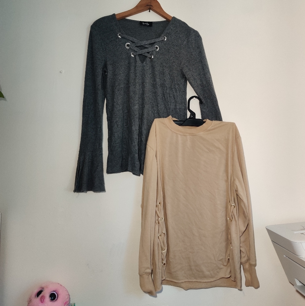 2 fall long sleeved shirts